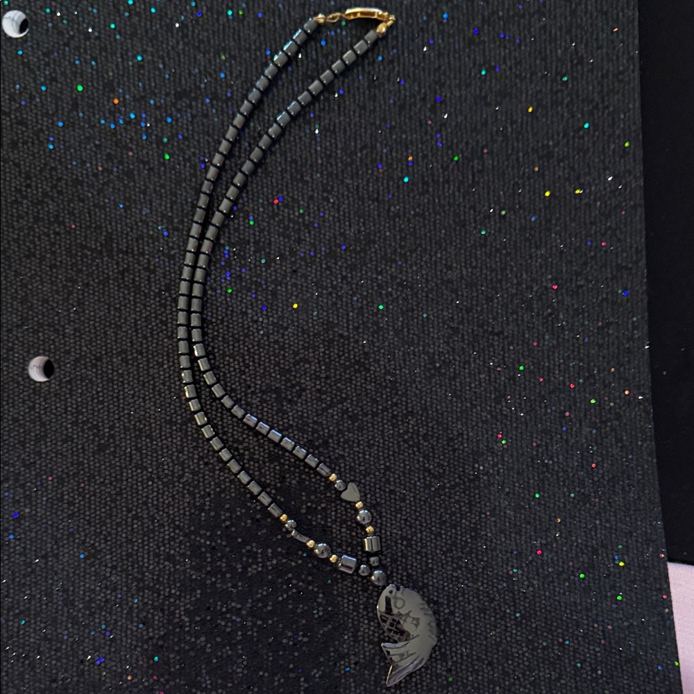 Hematite Elegant Black and Silver Beaded Necklace(Vintage)